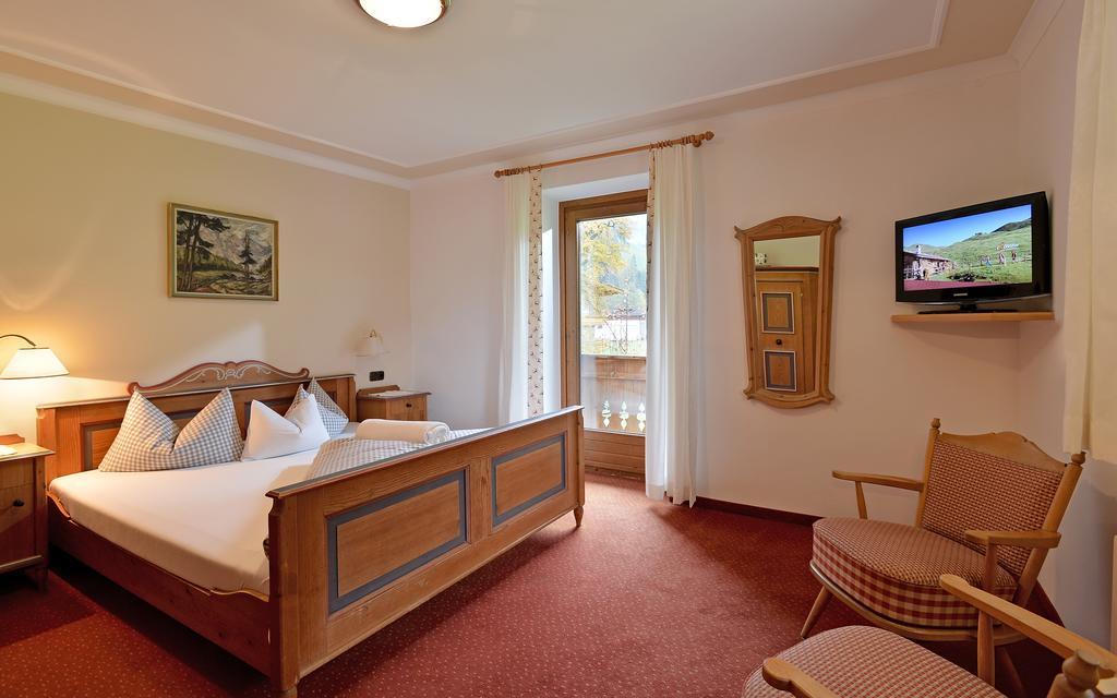Landhaus Kumbichl Mayrhofen Habitación foto