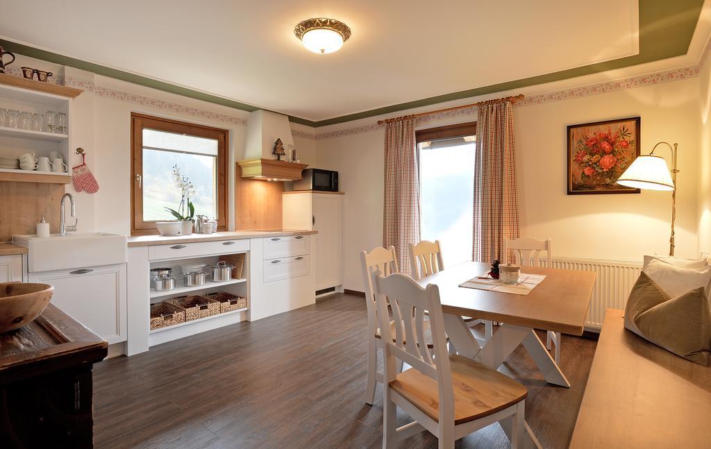 Landhaus Kumbichl Mayrhofen Habitación foto